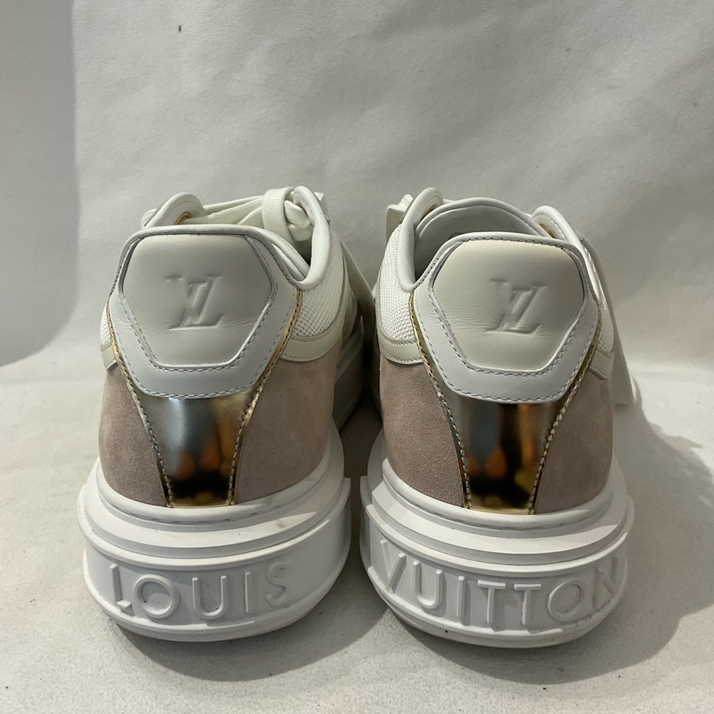 Louis Vuitton Sneakers - Picture 4 of 6